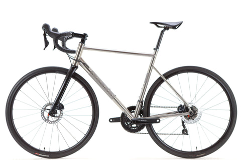 Ribble Endurance Ti Sport Shimano 105 Disc Road Bike 2023, Size Large