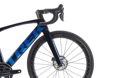 Trek Madone SL 7 Gen 6 Shimano Ultegra Di2 Disc Road Bike 2022, Size 50cm