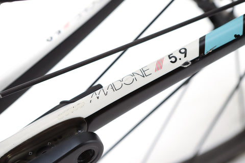 Trek Madone 5.9 Shimano Ultegra Di2 Road Bike 2012, Size 54cm