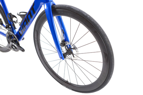 Giant Propel Advanced 2 Shimano 105 Disc Road Bike 2023, Size Medium