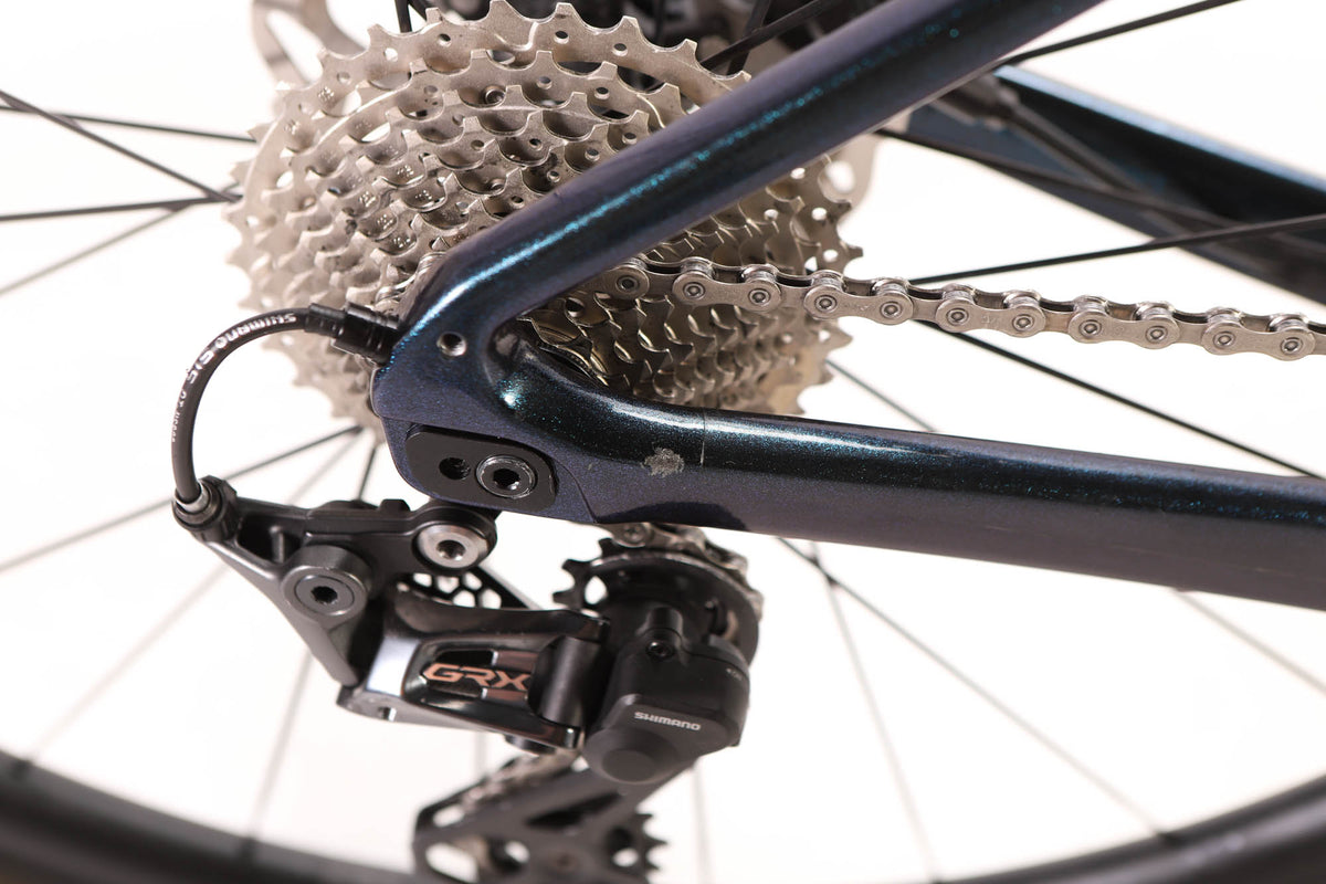 Giant Revolt Advanced 2 Shimano GRX Gravel Bike 2022, Size Medium