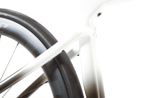 Boardman SLR 9.0 Carbon Shimano 105 Disc Road Bike 2025, Size XS