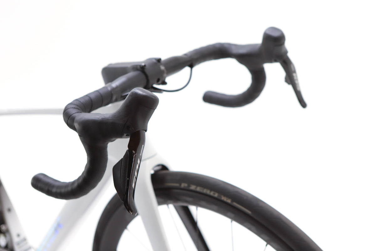 Trek Madone SL 6 Gen 8 Shimano 105 Di2 Disc Road Bike 2025, Size Small
