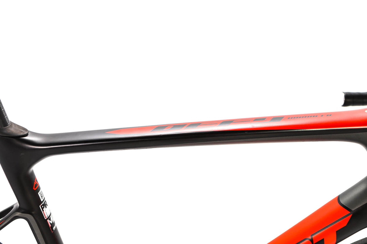 Giant Defy Advanced Pro 2 Shimano 105 Disc Road Bike 2018, Size M/L