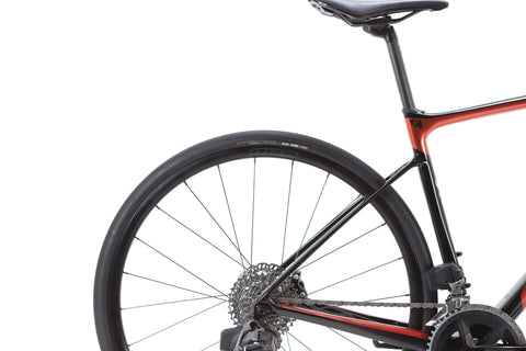 Giant Defy Advanced 0 Sram Rival eTap AXS Disc Road Bike 2022, Size Medium