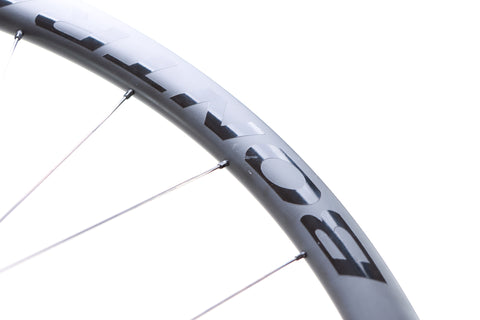 Bontrager Aeolus Pro 3V Carbon Disc Wheelset, Shimano Freehub