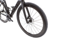 Giant Propel Advanced Pro 1 SRAM Rival eTap AXS Disc Road Bike 2024, Medium