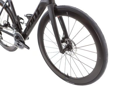 Giant Propel Advanced Pro 1 SRAM Rival eTap AXS Disc Road Bike 2024, Medium