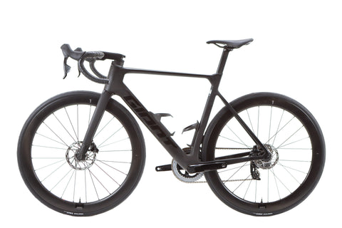 Giant Propel Advanced Pro 1 SRAM Rival eTap AXS Disc Road Bike 2024, Medium