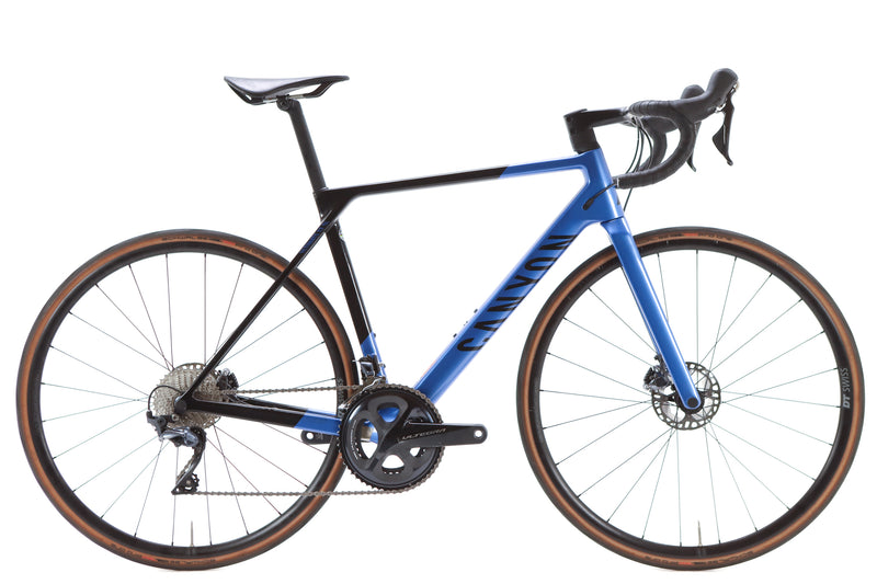 Canyon Ultimate CF SL 8 Shimano Ultegra Disc Road Bike 2023, Size Medium