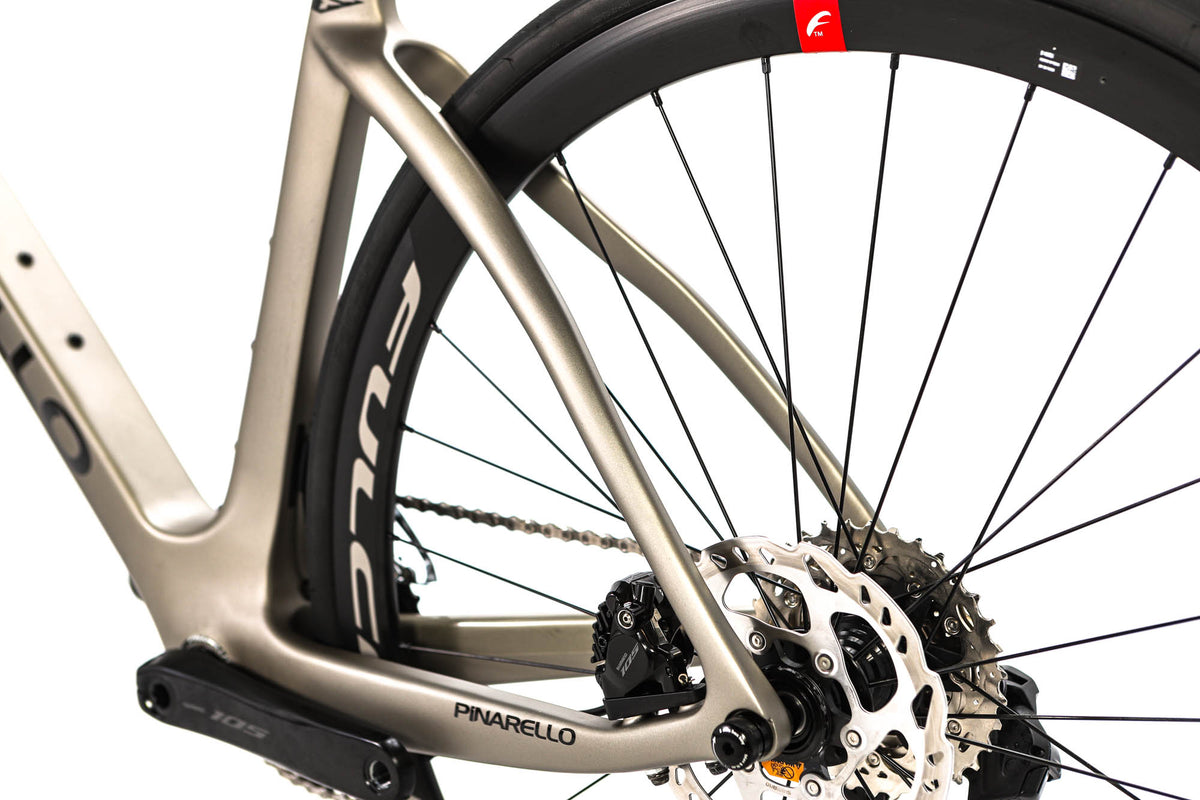 Pinarello F5 Shimano 105 Di2 Disc Road Bike 2023, Size 57.7cm