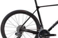 Giant TCR Advanced Pro 1 Sram Rival AXS Disc Road Bike 2025, Size M/L