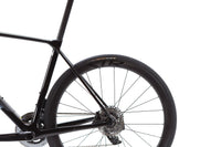 Giant TCR Advanced Pro 1 Sram Rival AXS Disc Road Bike 2025, Size M/L