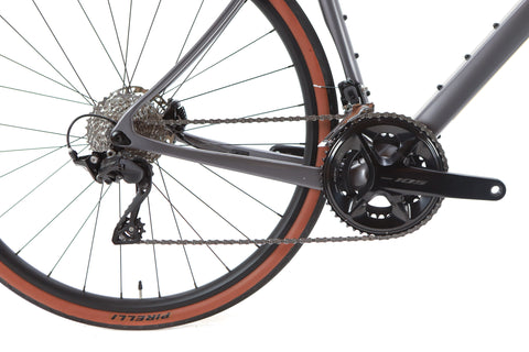 Boardman ADV 9.0 Road Shimano 105 Disc Road Bike 2024, Size XL