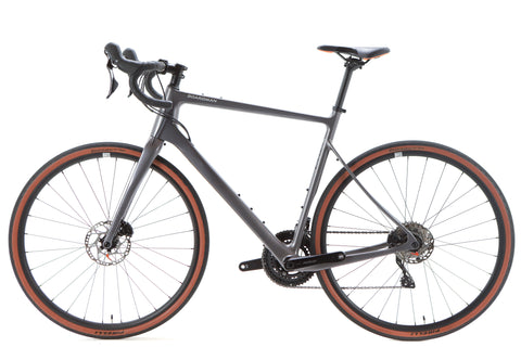 Boardman ADV 9.0 Road Shimano 105 Disc Road Bike 2024, Size XL