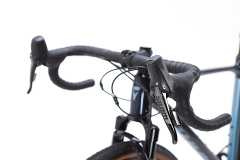 Giant Revolt X1 Sram Rival Gravel Bike 2023, Size Small