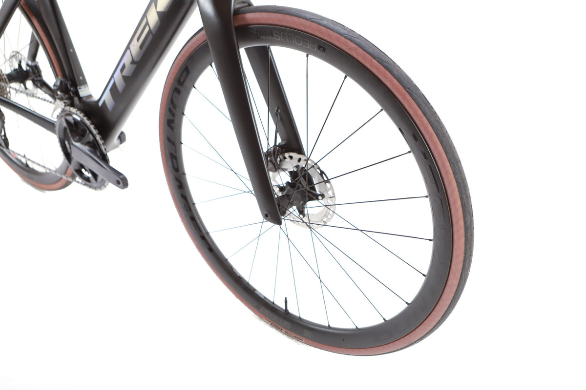 Trek Madone SLR 7 Gen 7 Shimano Ultegra Di2 Disc Road Bike 2024, Size 54cm