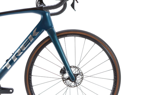 Trek Domane SL 6 Shimano Ultegra Disc Road Bike 2022, Size 56cm