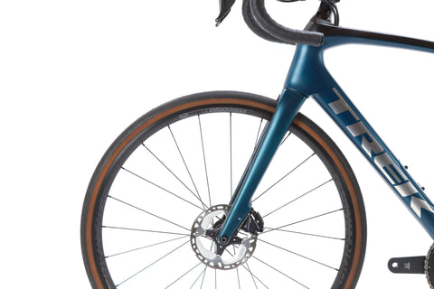 Trek Domane SL 6 Shimano Ultegra Disc Road Bike 2022, Size 56cm