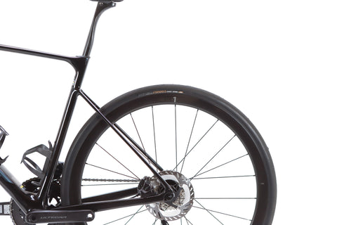 Giant Defy Advanced Pro 0 Shimano Ultegra Di2 Disc Road Bike 2024, Size M/L