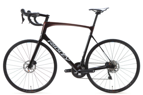 Ridley Fenix SLiC Shimano Ultegra Disc Road Bike 2023, Size XL