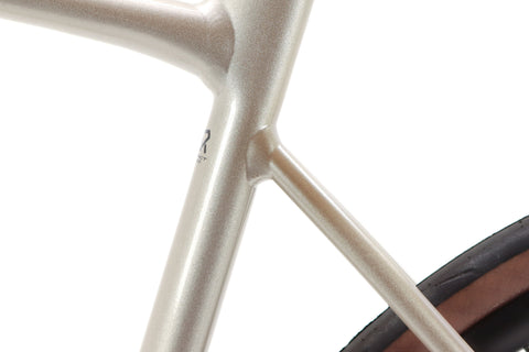 Giant Contend AR Shimano 105 Disc Road Bike 2024, Size M/L