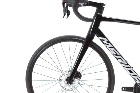 Merida Scultura 6000 Shimano 105 Di2 Disc Road Bike 2024, Size Large