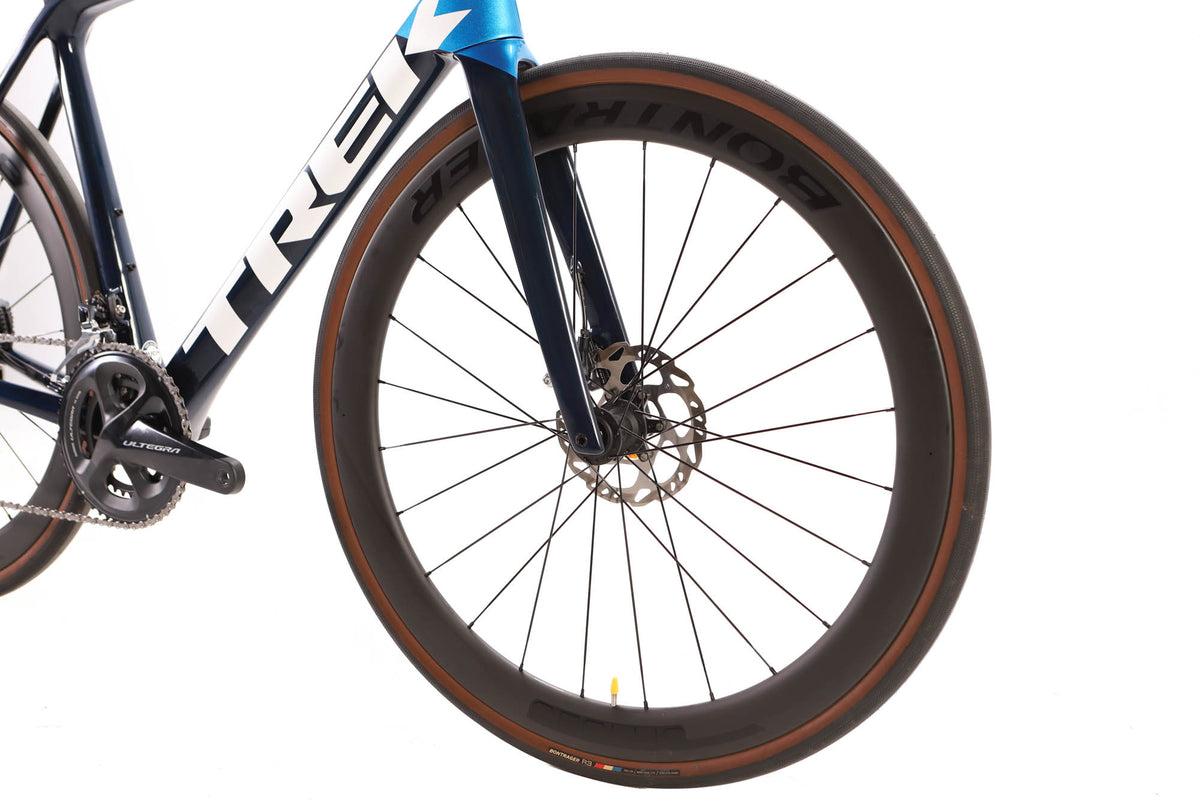 Trek Emonda SL6 Shimano Ultegra Disc Road Bike 2022, Size 56cm