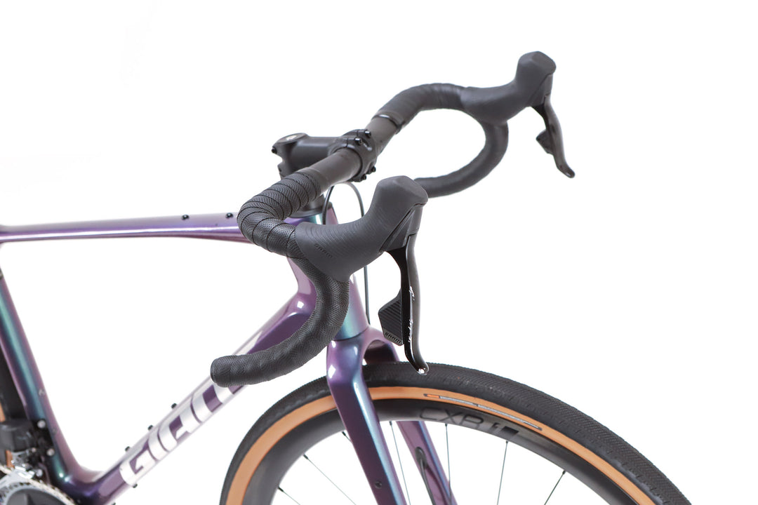 Giant Revolt Advanced Pro 1 SRAM Rival eTap AXS Gravel Bike 2024, Size ...