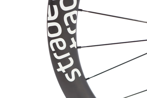 Parcours Strade Carbon Disc Wheelset 2025, Shimano Freehub