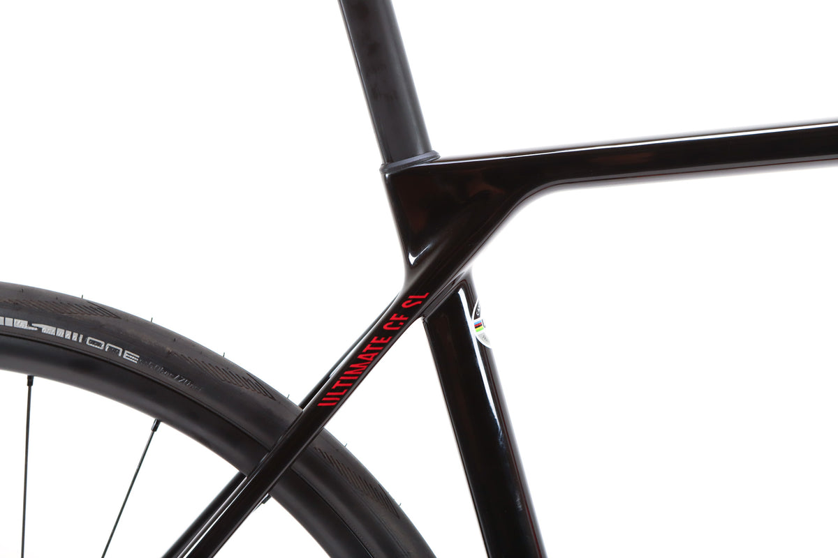 Canyon Ultimate CF SL 7 Shimano 105 Disc Road Bike 2023, Size Medium