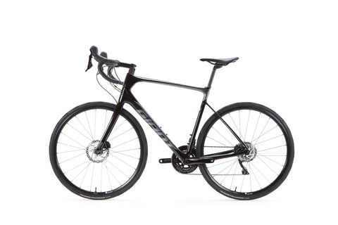 Giant Defy Advanced 1 Shimano 105 Disc Road Bike 2021, Size Large
