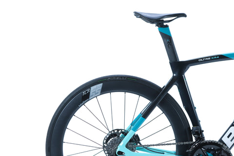 Bianchi Oltre XR4 Shimano Dura-Ace Di2 Disc Road Bike 2022, Size 53cm