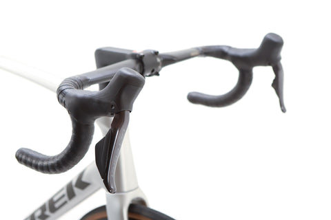 Trek Madone SL 7 Gen 8 Shimano Ultegra Di2 Disc Road Bike 2025, Size XL