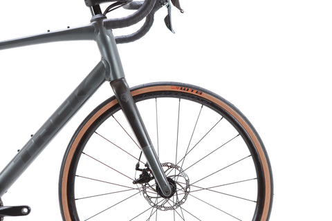 Trek Domane AL 2 Gen 4 Shimano Claris Disc Road Bike 2024, Size 58cm