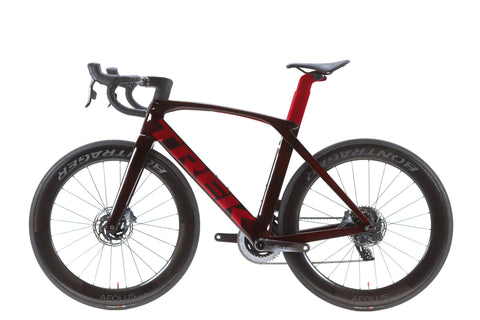 Trek Madone SLR 7 Gen 6 Sram Force eTap AXS Disc Road Bike 2021, Size 56cm