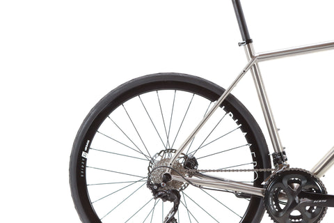 Sonder Colibri Titanium Shimano 105 Disc Road Bike 2023, Size Large