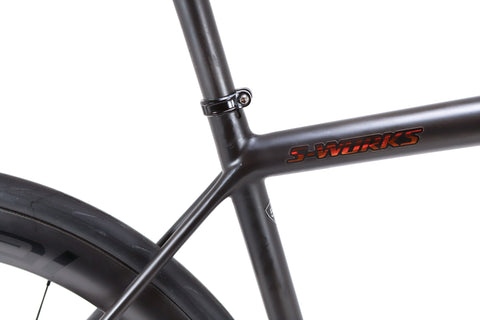 S-Works Aethos Sram Red eTap AXS Disc Road Bike 2022, Size 56cm