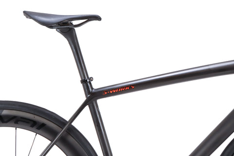 S-Works Aethos Sram Red eTap AXS Disc Road Bike 2022, Size 56cm