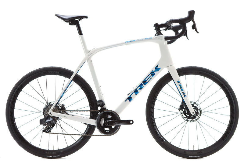 Trek Domane SLR 7 Gen 3 Sram Force eTap AXS Disc Road Bike 2022, Size 62cm