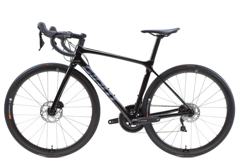 Giant TCR Advanced Pro 2 Shimano 105 Disc Road Bike 2022, Size Small