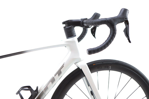 Giant Defy Advanced Pro 1 Shimano 105 Di2 Disc Road Bike 2024, Size Small
