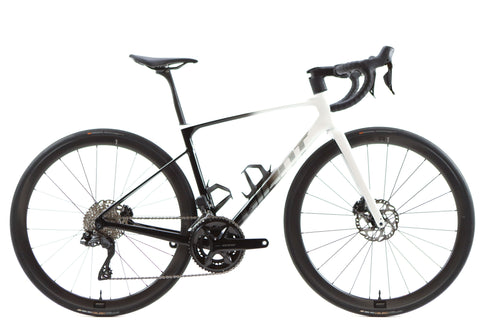 Giant Defy Advanced Pro 1 Shimano 105 Di2 Disc Road Bike 2024, Size Small