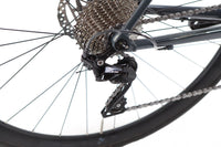 Cube Attain SL Shimano 105 Disc Road Bike 2022, Size Medium