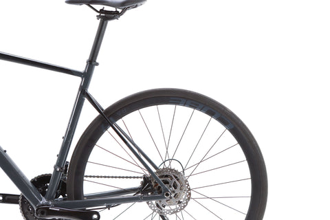 Cube Attain SL Shimano 105 Disc Road Bike 2022, Size Medium