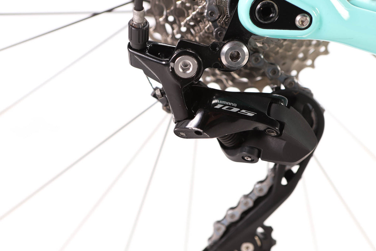 Bianchi Sprint Shimano 105 Disc Road Bike 2022, Size 53cm