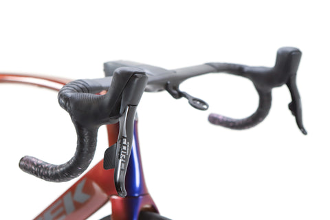 Trek Madone SLR 7 Gen 6 Sram Force eTap AXS Disc Road Bike 2020, Size 60cm