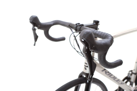 Ridley Fenix SLA Shimano 105 Disc Road Bike 2023, Size Large