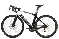 Trek Madone SLR Shimano Ultegra Di2 Disc Road Bike 2021, Size 52cm
