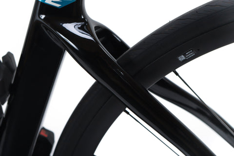 Pinarello Nytro E5 Shimano 105 Di2 Disc Electric Road Bike 2024, Size 53cm